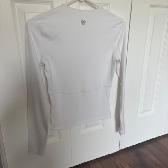 Aritzia Golden long sleeve top - Picture 2 of 5